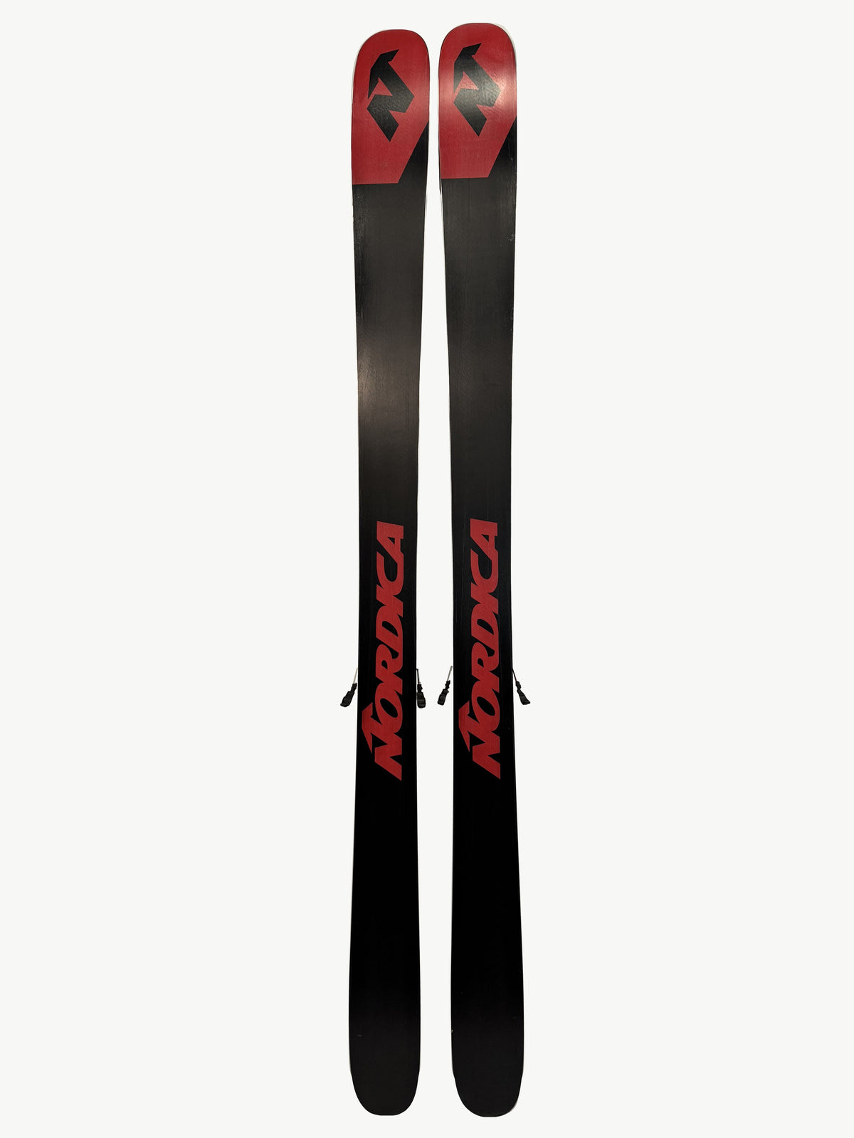 Nordica Enforcer 100 186 cm 2020/21, demopar AH-DEMO-EN100-186-001 – Helbild � belag