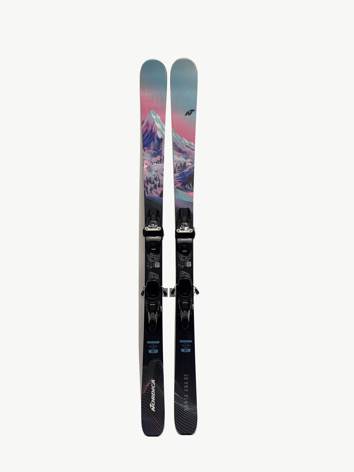 Nordica Santa Ana 82 161 cm 2025/26, demopar AH-DEMO-SA82-161-001 – Ovansida – hela paret